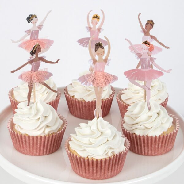 BALLERINE-CUPCAKE-KIT-3-600x600