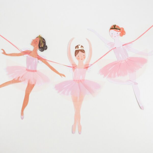 BALLERINE-GUIRLANDE-600x600
