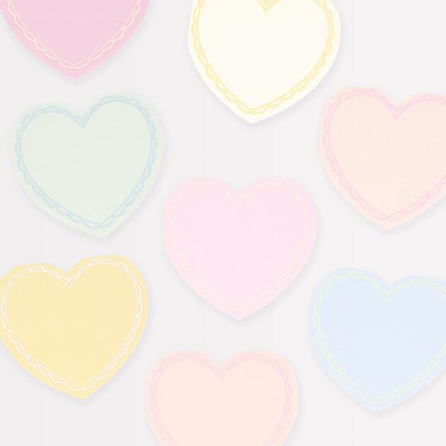 Serviettes en forme de cœurs (x16)